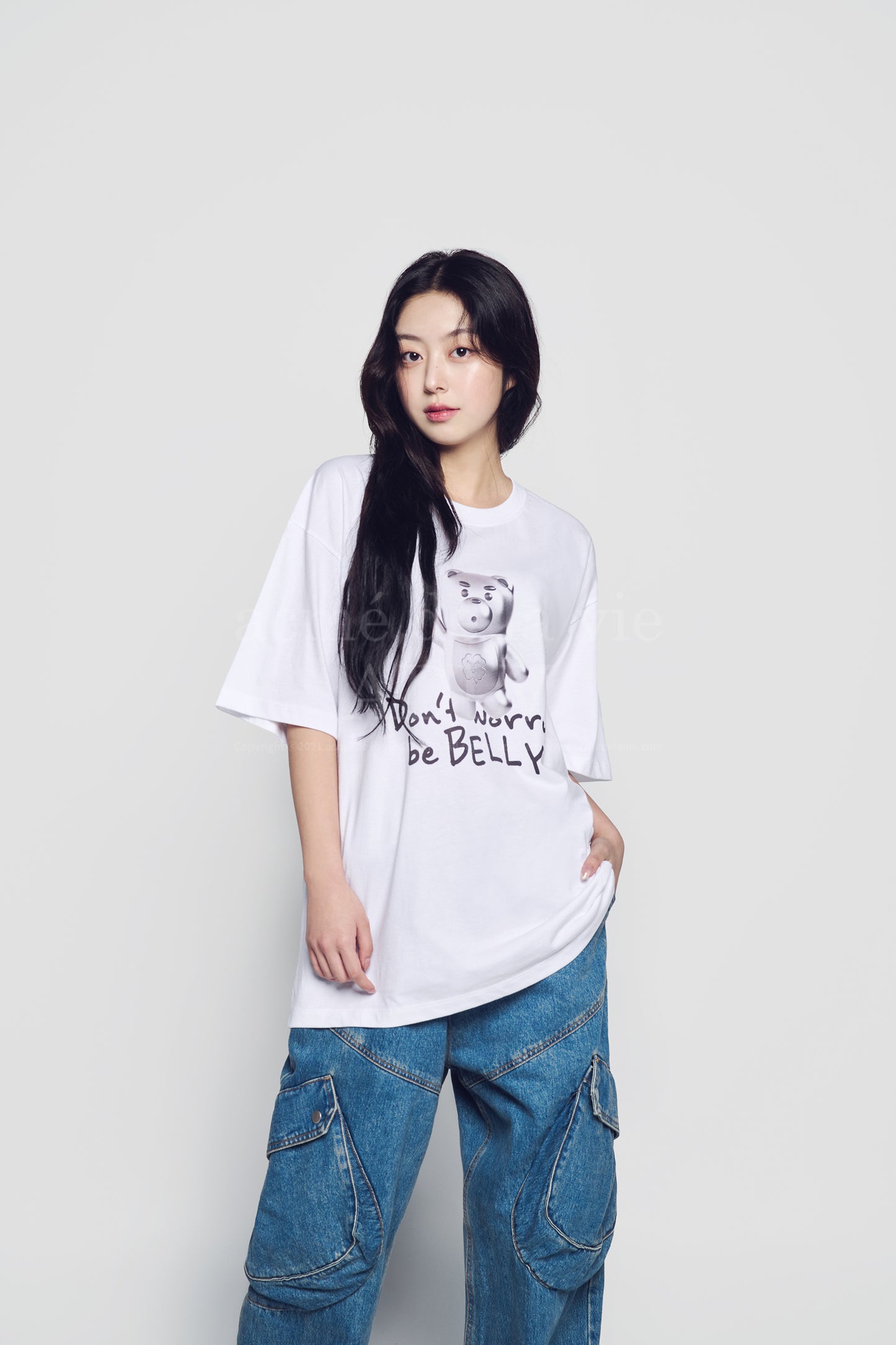[acmé de la vie] Metal Belly Short Sleeve T-Shirt White