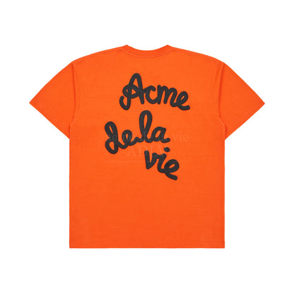 [acmé de la vie] Embossing Script Logo Short Sleeve T-Shirt Orange