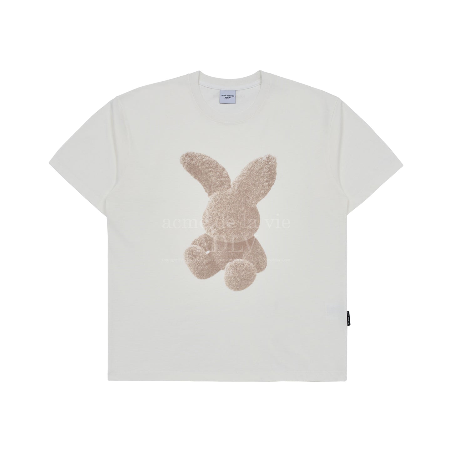 [acmé de la vie] Fuzzy Rabbit Short Sleeve T-Shirt Cream