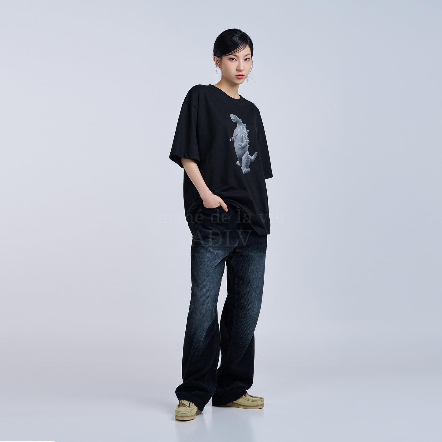 [acmé de la vie] DIN2LS Creature Short Sleeve T-Shirt Black
