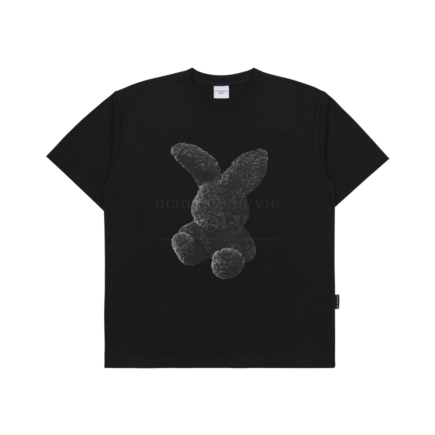 [acmé de la vie] Fuzzy Rabbit Short Sleeve T-Shirt Black